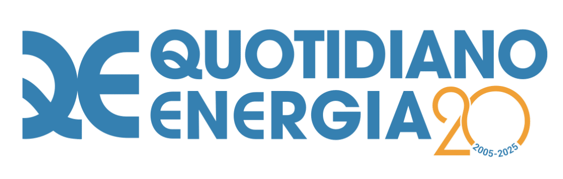 QUOTIDIANO ENERGIA logo